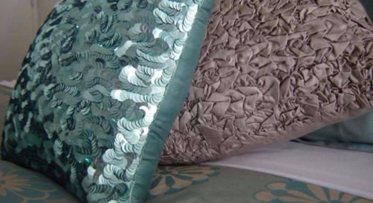 Salerno Motel Apartments Christchurch Eksteriør billede Sequin pillows