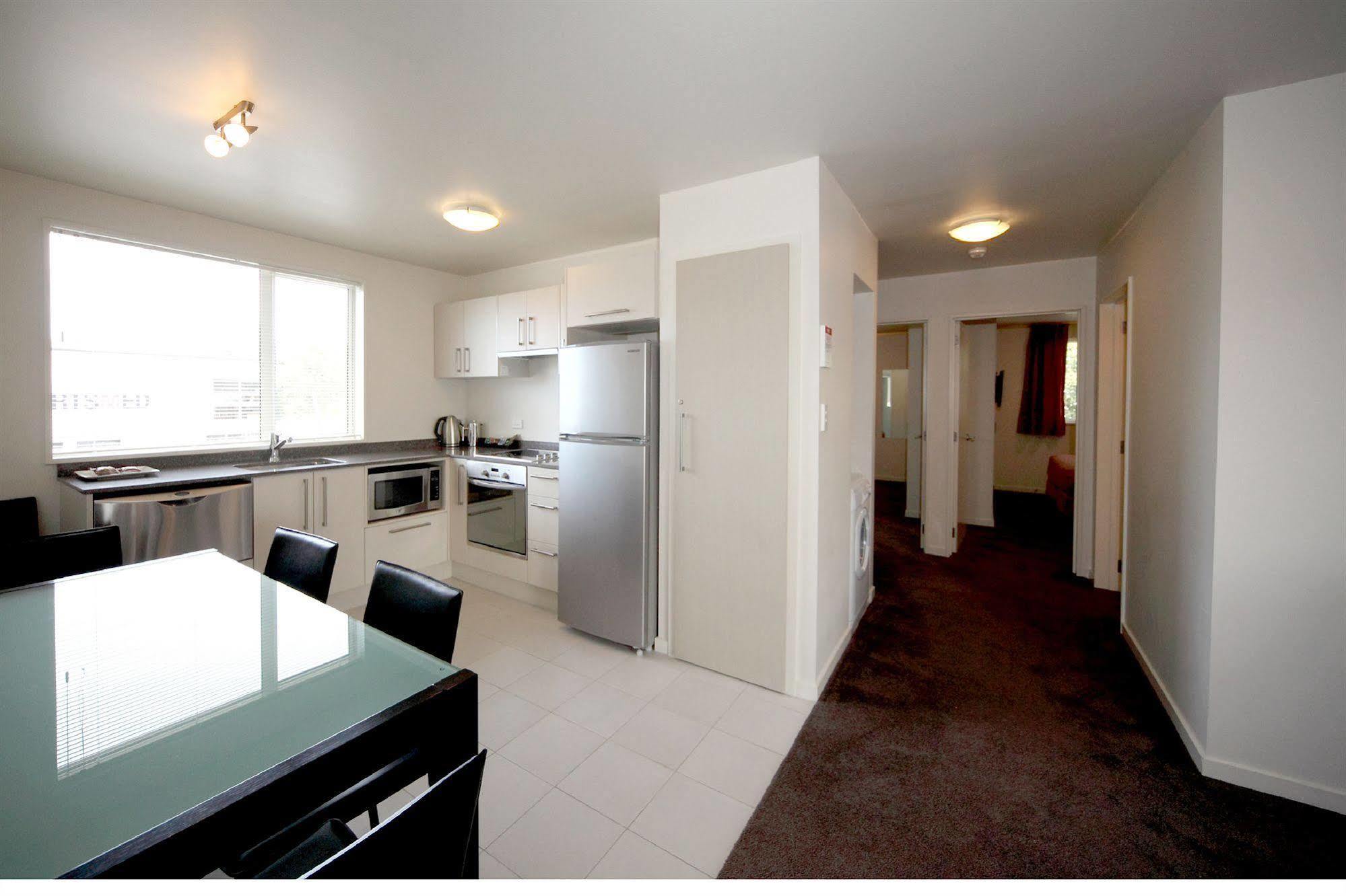 Salerno Motel Apartments Christchurch Eksteriør billede A typical apartment at the University of Canterbury