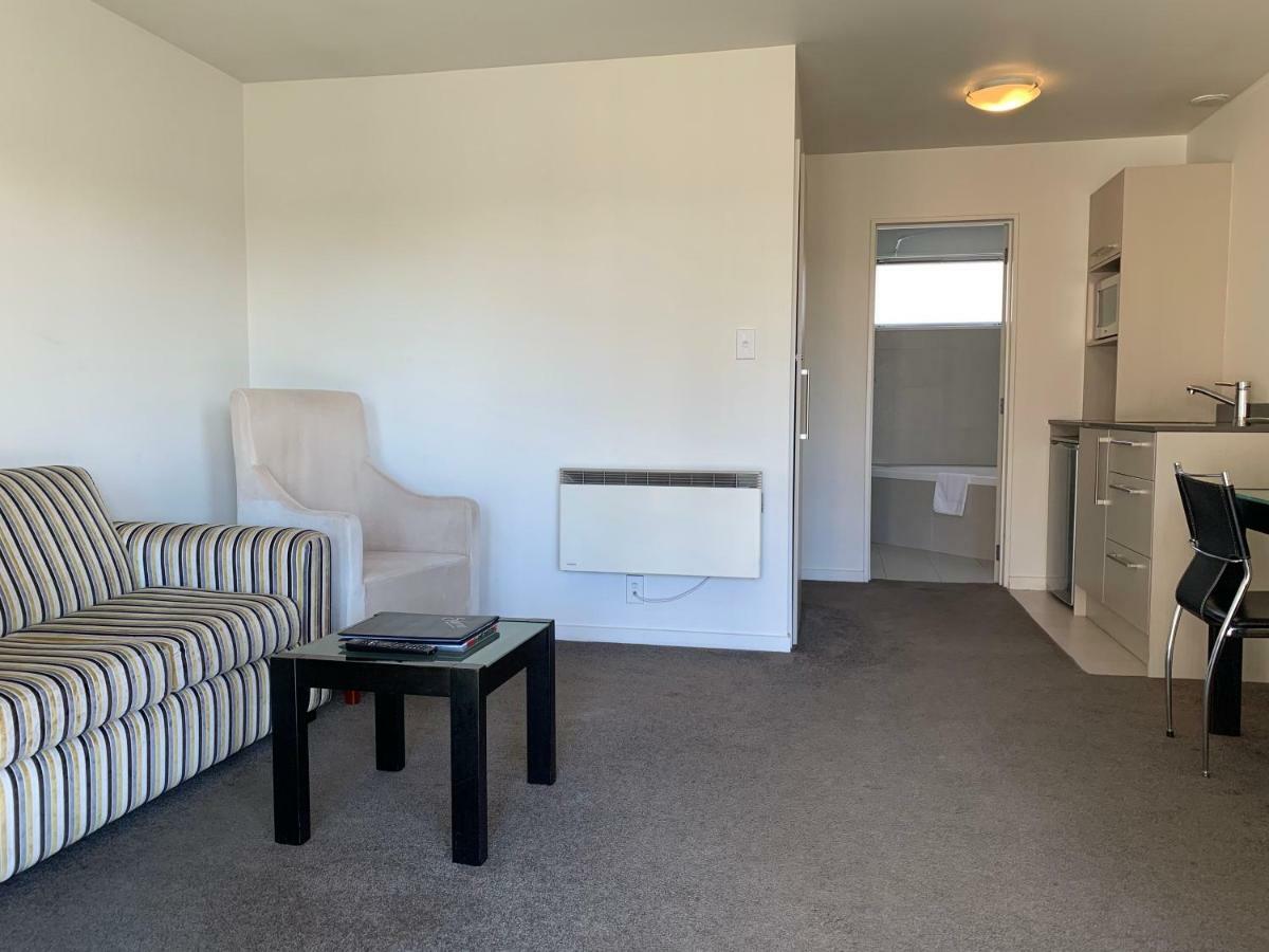 Salerno Motel Apartments Christchurch Eksteriør billede A typical studio apartment