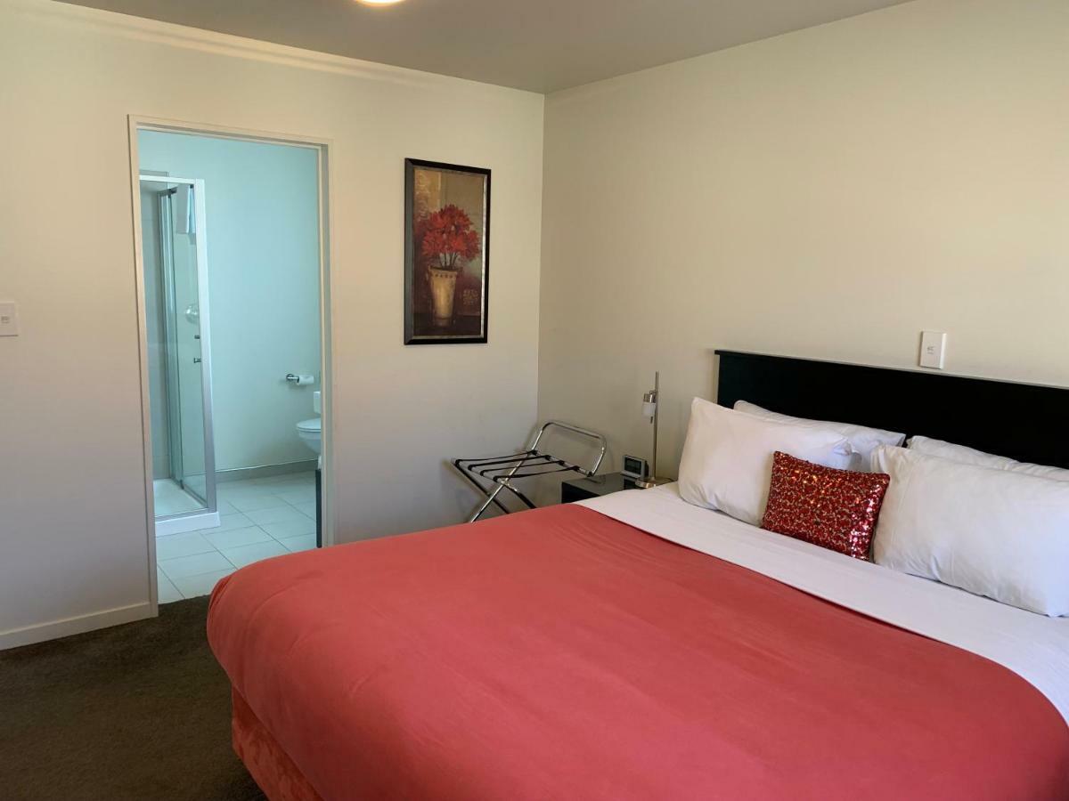 Salerno Motel Apartments Christchurch Eksteriør billede A typical motel room